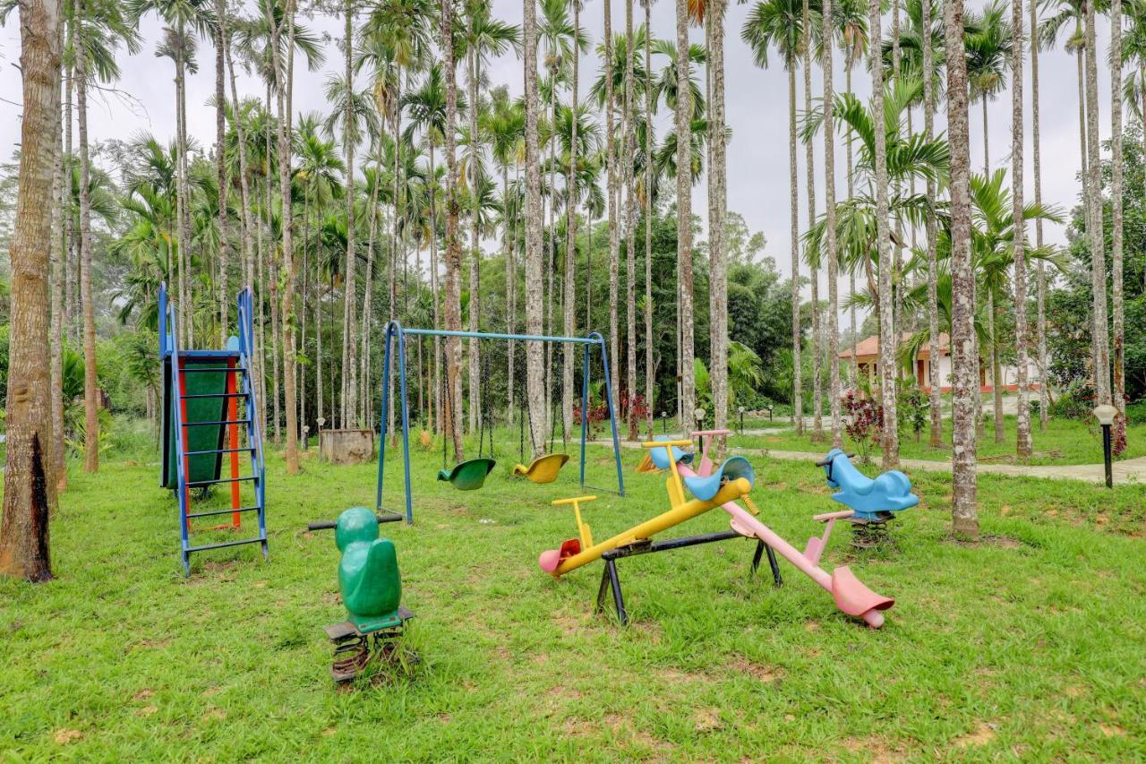 Ezzenza Areca Resort Madikeri Ngoại thất bức ảnh